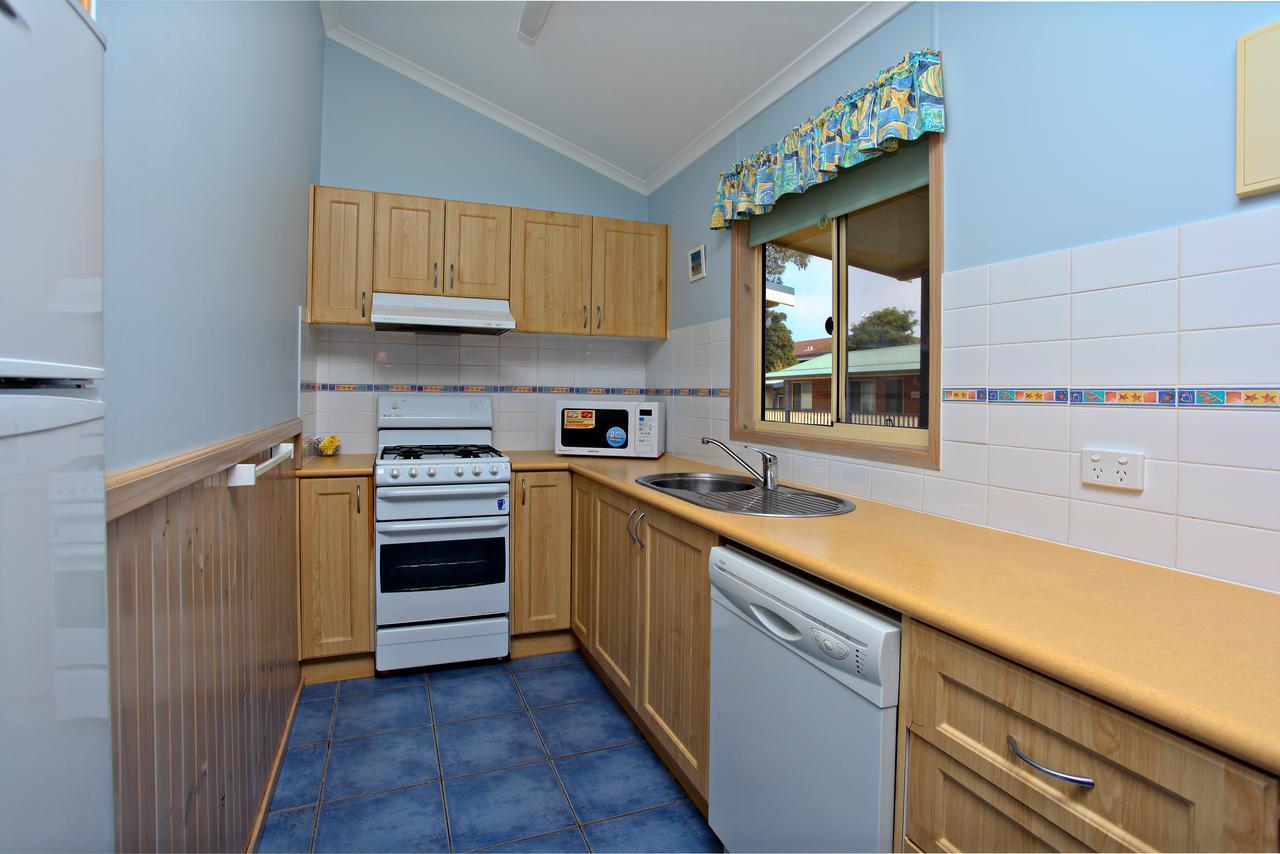 Koonwarra Holiday Park เลคส์เอนทรานส์ ภายนอก รูปภาพ